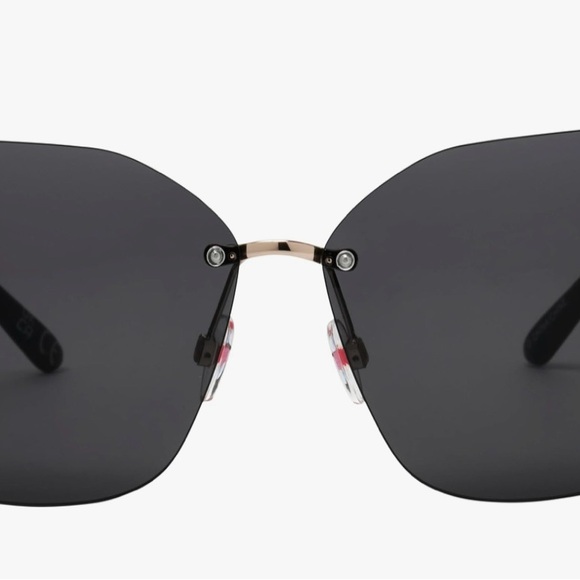 Betsey Johnson Black Sunglasses with Pearl Detail - Picture 2 of 3